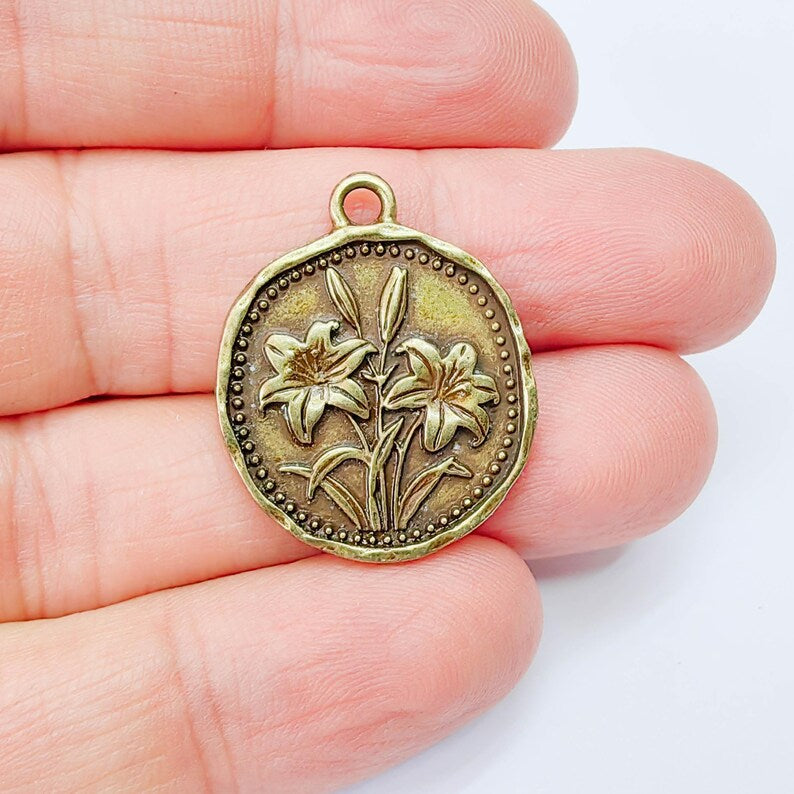 Lily Flower Charm Pendant, Double Sided Botanical Design, Antique Bronze Plated, 28x24mm, G37937