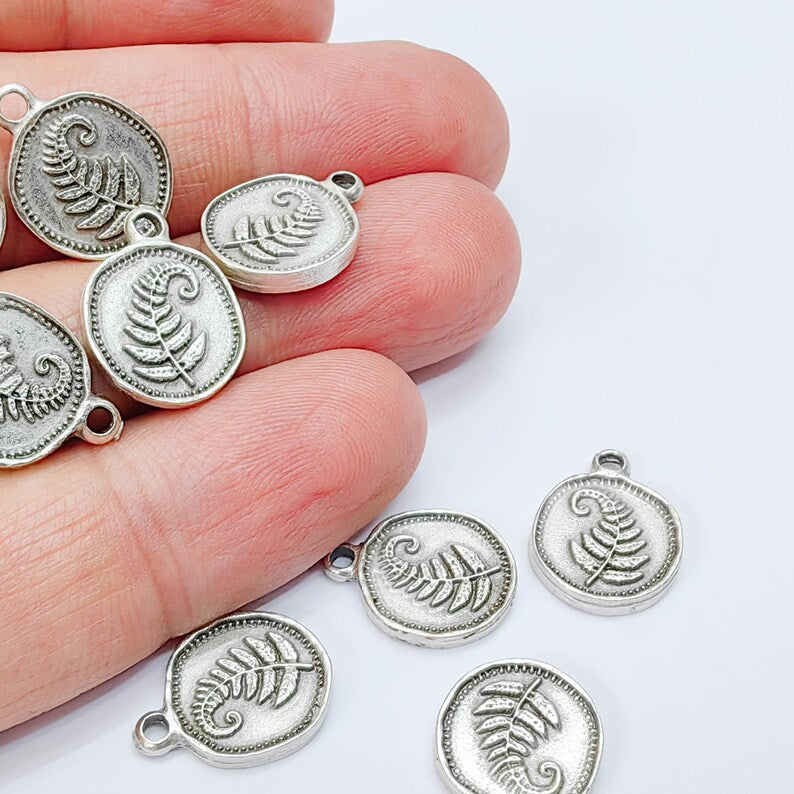 4 Fern Leaf Round Charm Pendant, Double Sided Botanical Design, Antique Silver Plated, 16x13mm, G37938