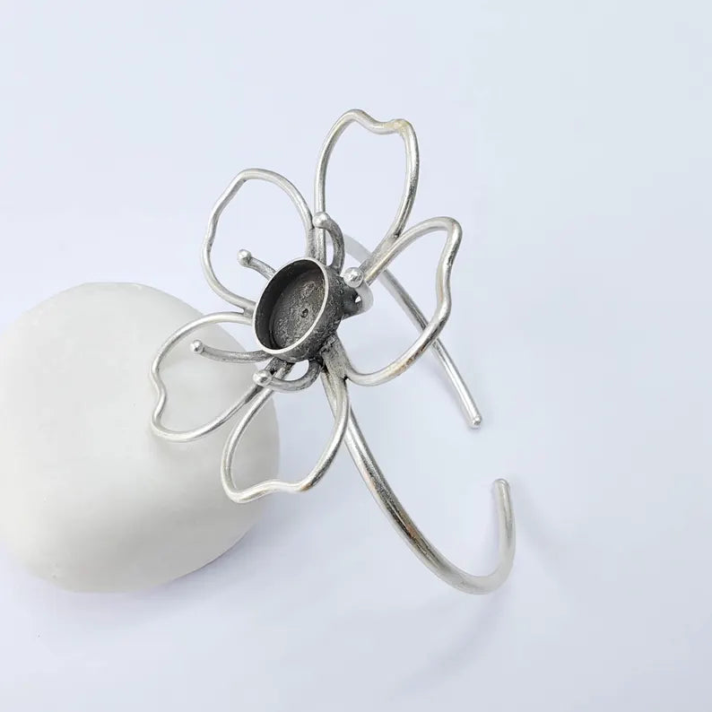 Flower Bezel Cuff, Adjustable Bracelet Blank, 12mm Round Setting, Open Floral Bracelet Base, G37939