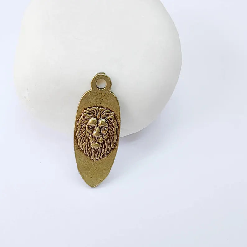 Lion Head Charm Pendant, Double Sided Animal Design, Antique Bronze Plated, 30x12mm, G37942