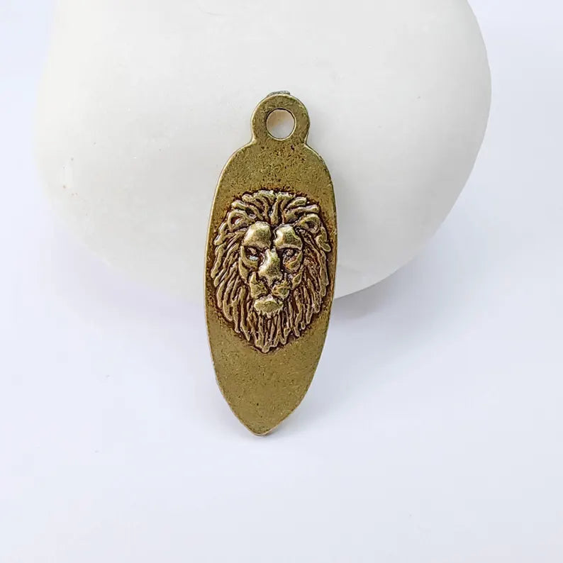 Lion Head Charm Pendant, Double Sided Animal Design, Antique Bronze Plated, 30x12mm, G37942