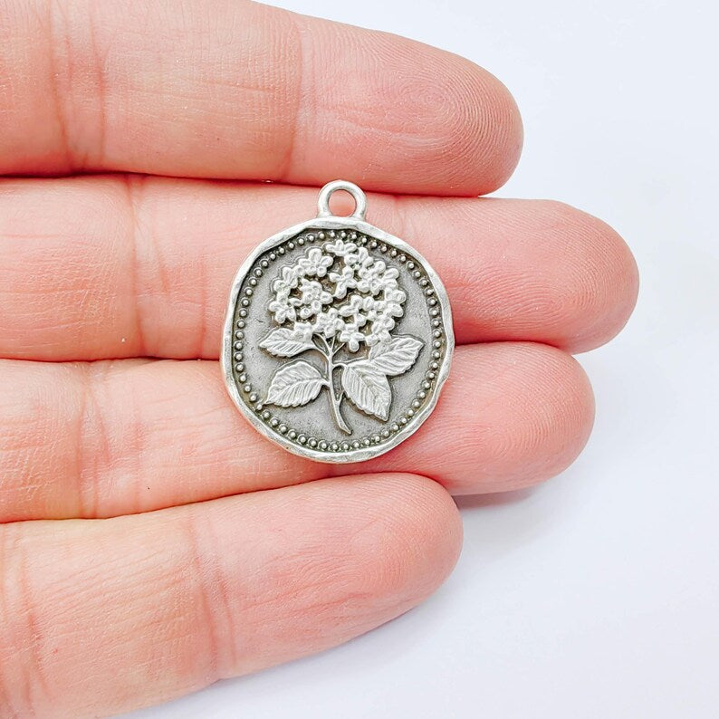Hydrangea Round Charm Pendant, Double Sided Botanical Design, Antique Silver Plated, 28x24mm, G37944