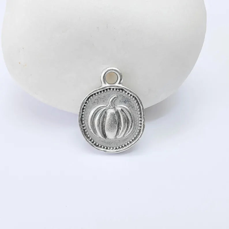 4 Pcs Pumpkin Round Charm Pendant, Double Sided Autumn Design, Antique Silver Plated, 16x13mm, G37974