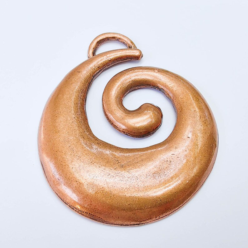 Large Swirl - Spiral Pendant, Big Ethnic, Rustic Necklace Parts, Antique Copper Pendant 93x76mm G37975