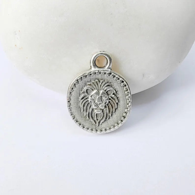 4 Pcs Lion Head Round Charm Pendant, Double Sided Animal Design, Antique Silver Plated, 16x13mm, G37951