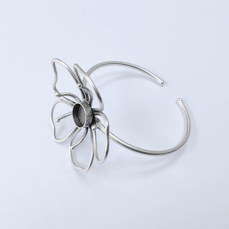 Flower Bezel Cuff, Adjustable Bracelet Blank, 10mm Round Setting, Open Floral Base, G37992