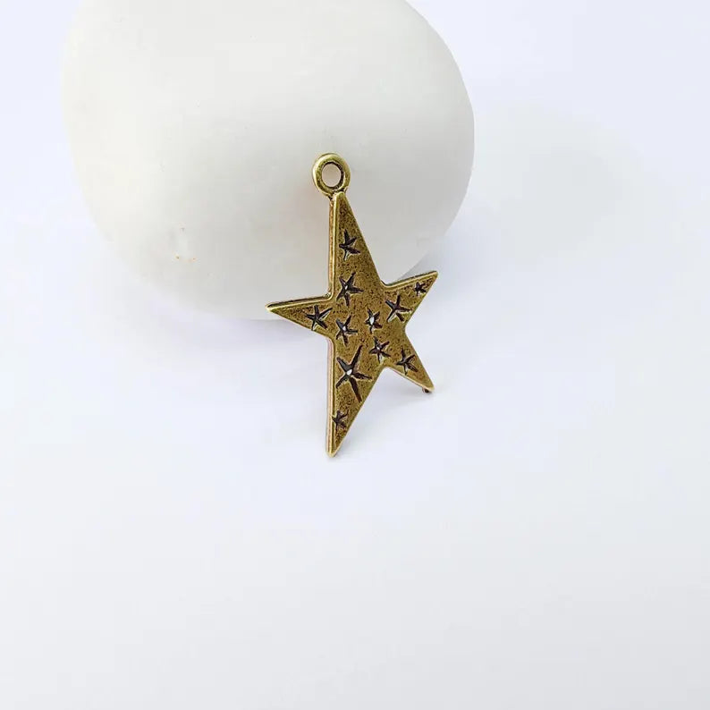2 Star Charm Pendant, Double Sided Celestial Design, Antique Bronze Star Pendant, 29x19mm, G37994