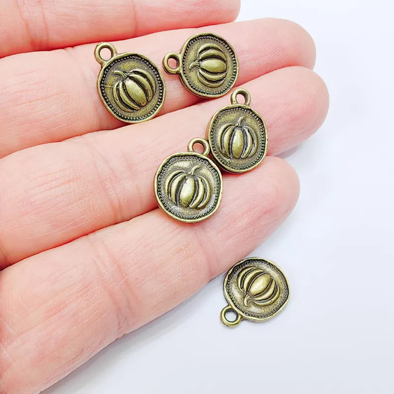4 Pcs Pumpkin Charm Pendant, Double Sided Autumn Harvest Design, Round Halloween Charm, 16x13mm, Antique Bronze G37998