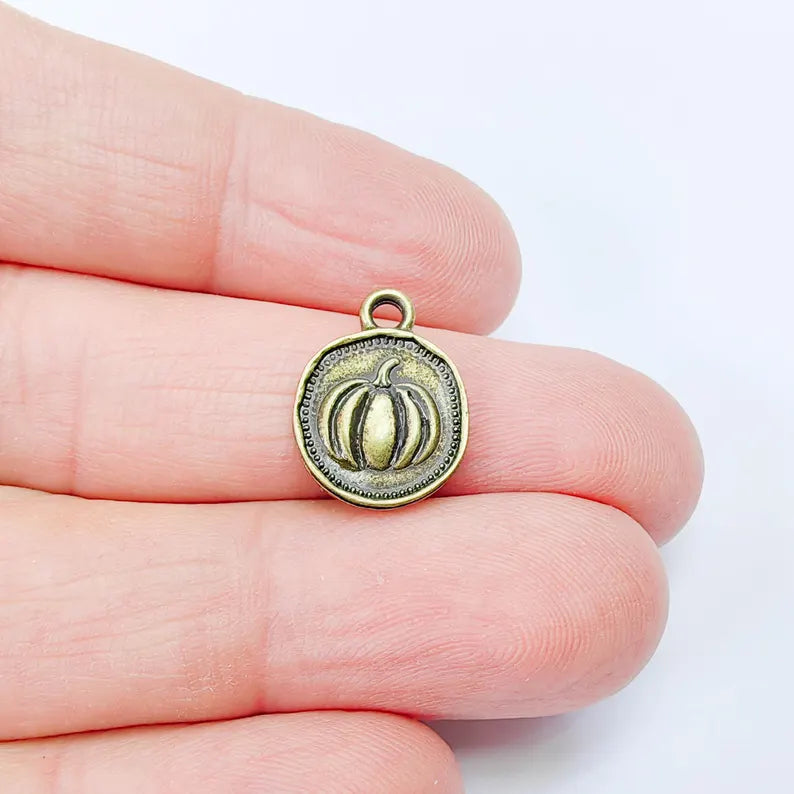 4 Pcs Pumpkin Charm Pendant, Double Sided Autumn Harvest Design, Round Halloween Charm, 16x13mm, Antique Bronze G37998