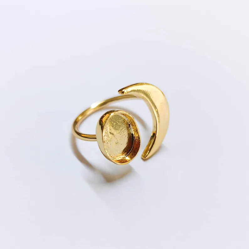 Crescent Moon Ring Blank Base Bezel Settings Cabochon Base Mountings Adjustable , Shiny Gold Plated Brass (11x8mm Blank) G37959