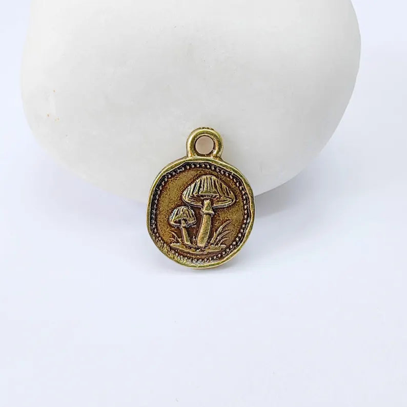 4 Pcs Mushroom Charm, Double Sided Woodland Nature Design, Round Botanical Pendant, 16x13mm, Antique Bronze G38006