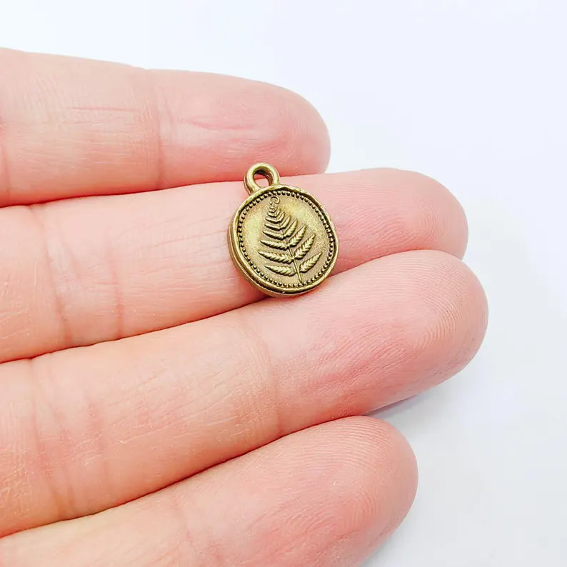 4 Pcs Fern Flower Charm, Double Sided Botanical, Organic Shape Plant Charm, Nature Earring, Floral Tag, Antique Bronze Plated 16x13mm G38011