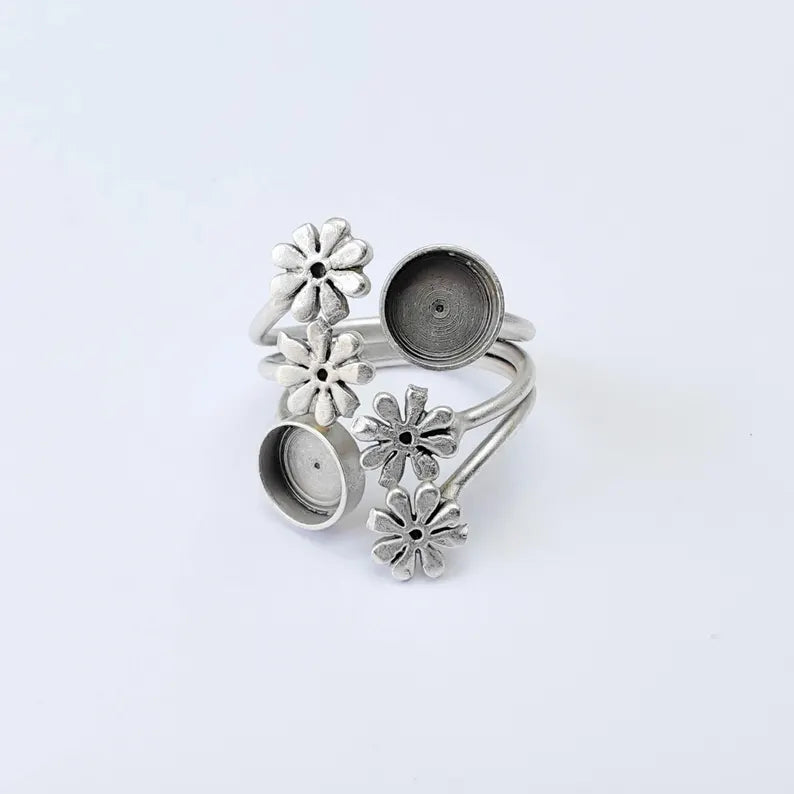 Floral Adjustable Ring Blank 8mm Bezel Setting, Antique Silver Plated Brass Daisy Base, G38015