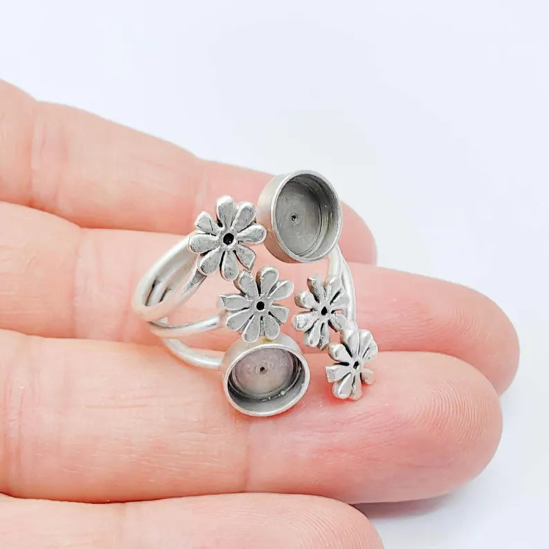 Floral Adjustable Ring Blank 8mm Bezel Setting, Antique Silver Plated Brass Daisy Base, G38015