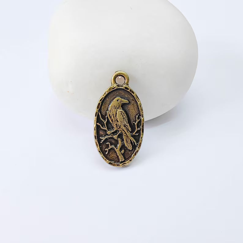 Raven Oval Charm Pendant, Double Sided Bird Design, Antique Bronze Plated, 25x13mm, G38017