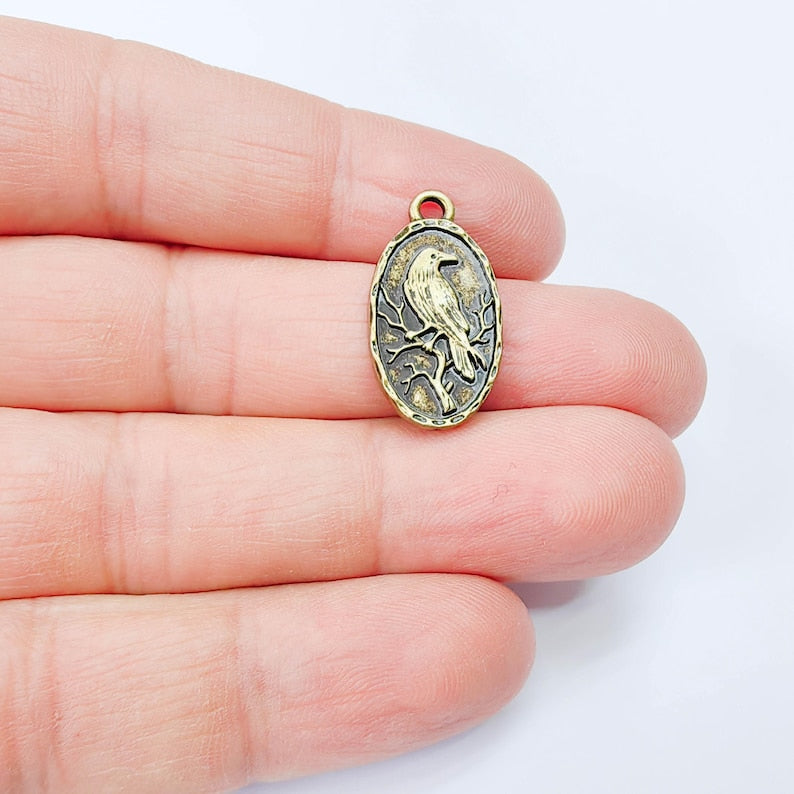 Raven Oval Charm Pendant, Double Sided Bird Design, Antique Bronze Plated, 25x13mm, G38017