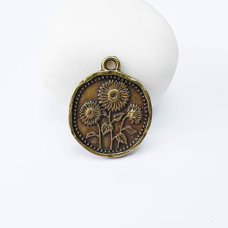 Sunflower Charm Pendant, Double Sided Botanical Floral Design, 28x24mm, Antique Bronze Plated G38020