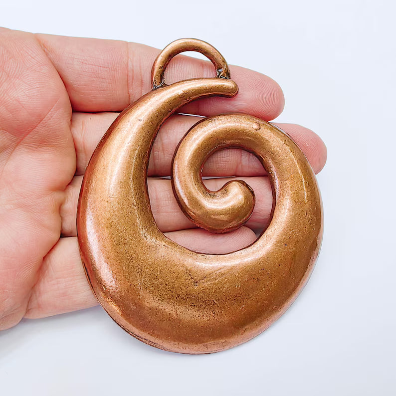Large Swirl - Spiral Pendant, Big Ethnic, Rustic Necklace Parts, Antique Copper Pendant 93x76mm G37975