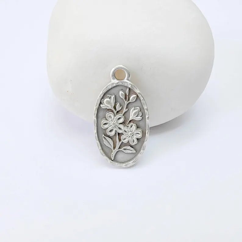 Floral Oval Charm Pendant, Double Sided Botanical Design, Antique Silver Plated, 25x13mm, G38021