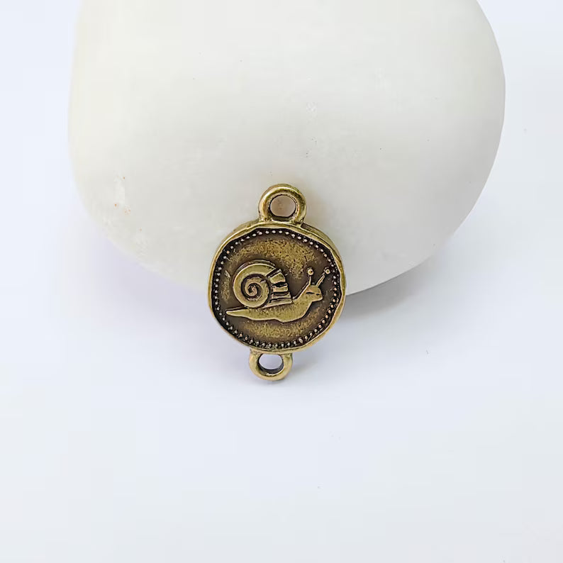 2 Snail Connector Charm, Nature Animal Design, Double Sided, Antique Bronze Plated 20x13mm, G38023