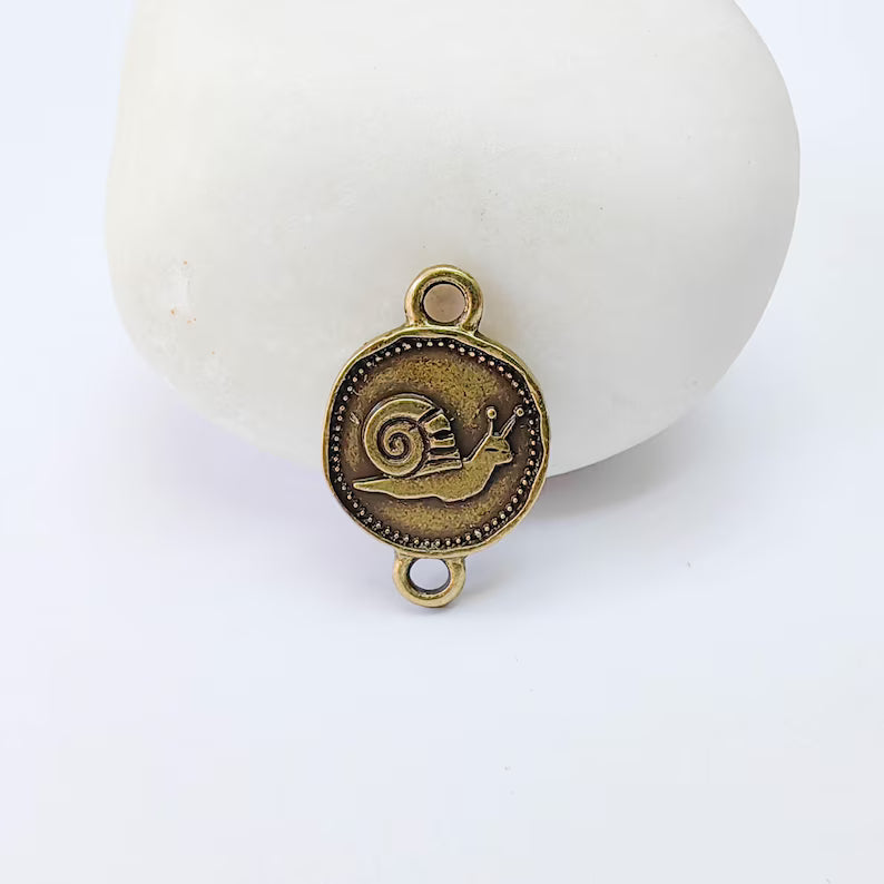 2 Snail Connector Charm, Nature Animal Design, Double Sided, Antique Bronze Plated 20x13mm, G38023