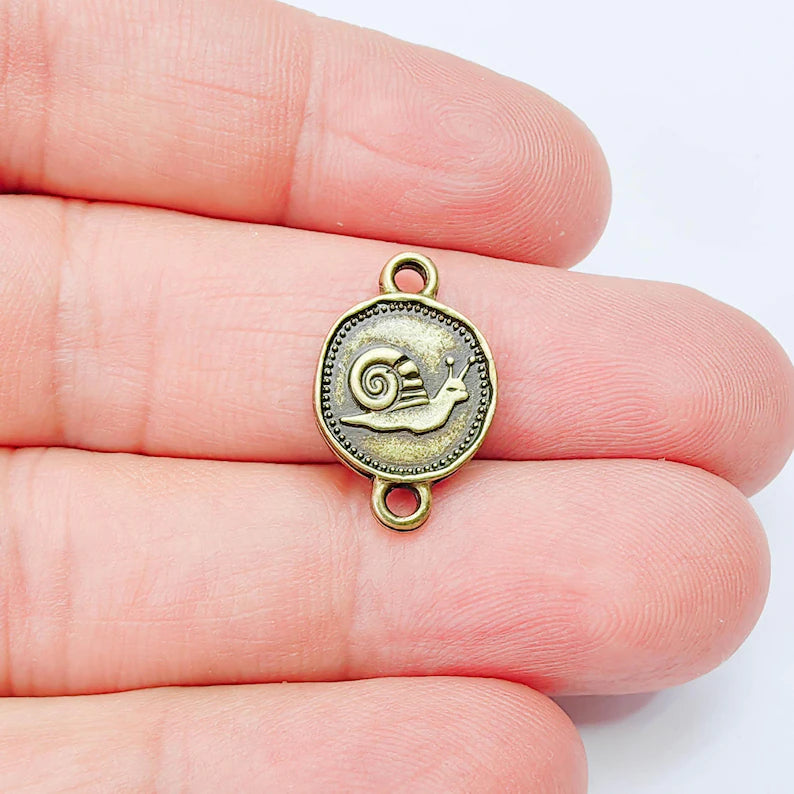 2 Snail Connector Charm, Nature Animal Design, Double Sided, Antique Bronze Plated 20x13mm, G38023