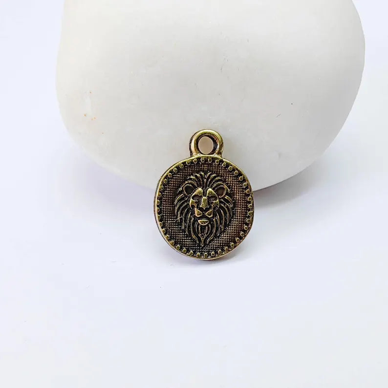 2 Lion Head Round Charm Pendant, Double Sided Animal Design, Antique Bronze Plated, 16x13mm, G38026