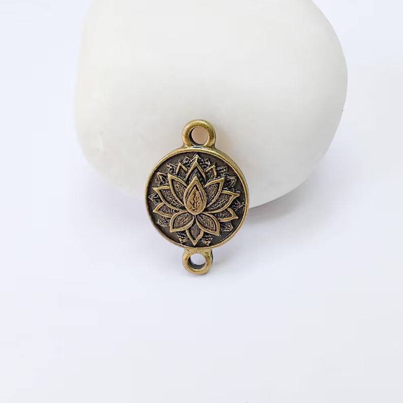 2 Lotus Flower Connector, Round Botanical Design, Antique Bronze Tone, Zamac Jewelry Finding, 23x15mm, G38033