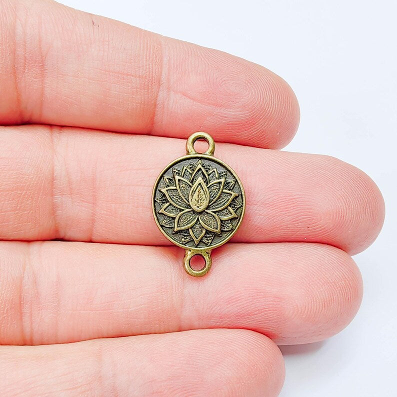 2 Lotus Flower Connector, Round Botanical Design, Antique Bronze Tone, Zamac Jewelry Finding, 23x15mm, G38033