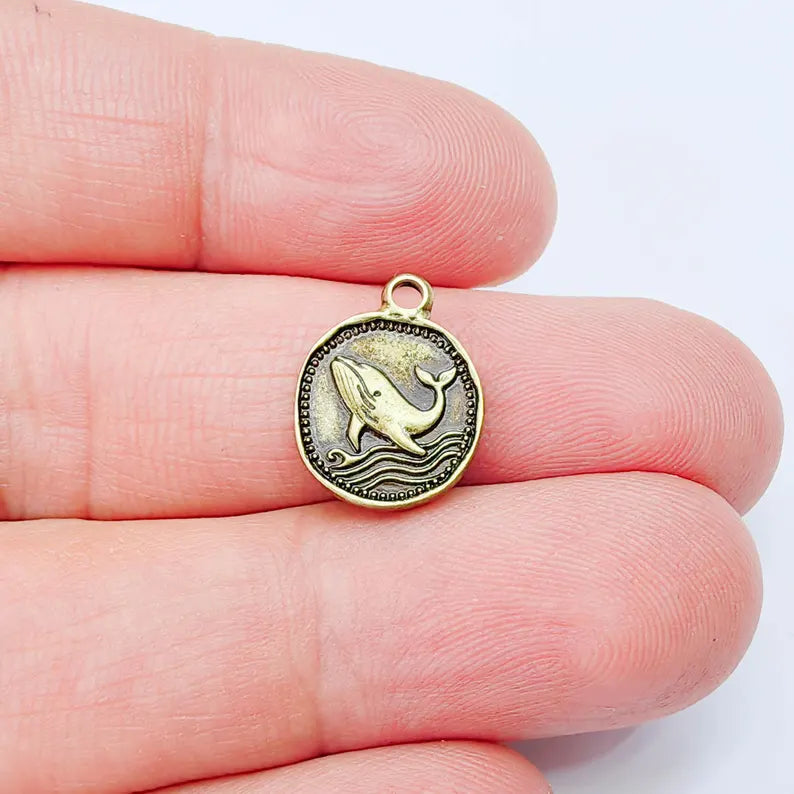 2 Whale Charm Pendant, Double Sided Ocean Animal Design, Antique Bronze Plated, 16x13mm, G38037