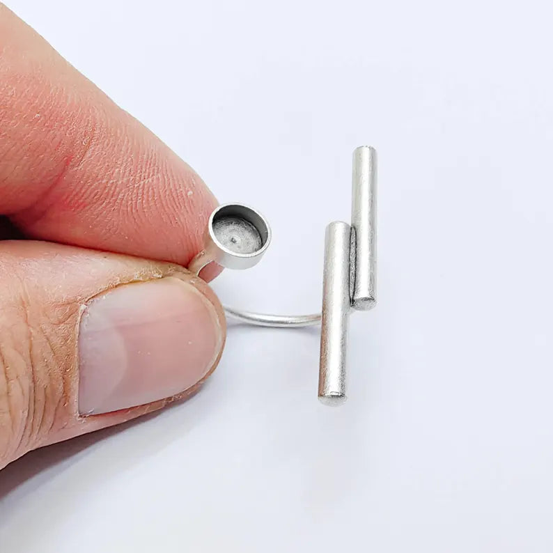 Minimalist Bar Adjustable Ring Blank 6mm Bezel Setting, Antique Silver Plated Brass Base, G38043