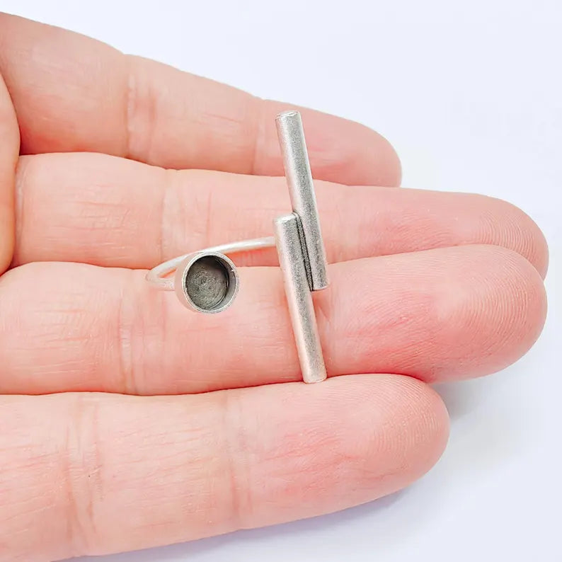 Minimalist Bar Adjustable Ring Blank 6mm Bezel Setting, Antique Silver Plated Brass Base, G38043