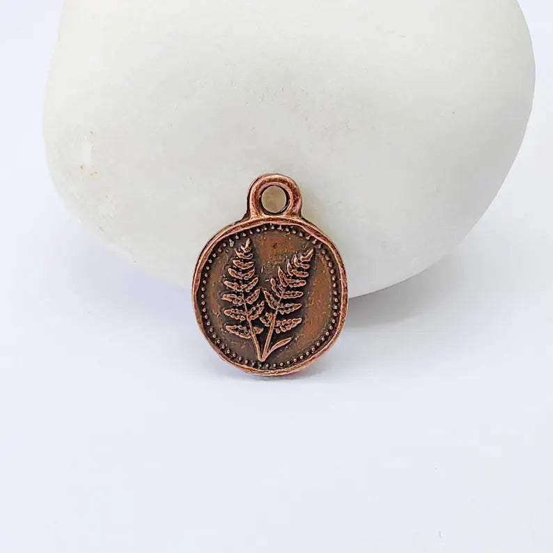 2 Fern Leaf Charm Pendant, Double Sided Botanical Nature Design, 16x13mm, Antique Copper Plated G38045