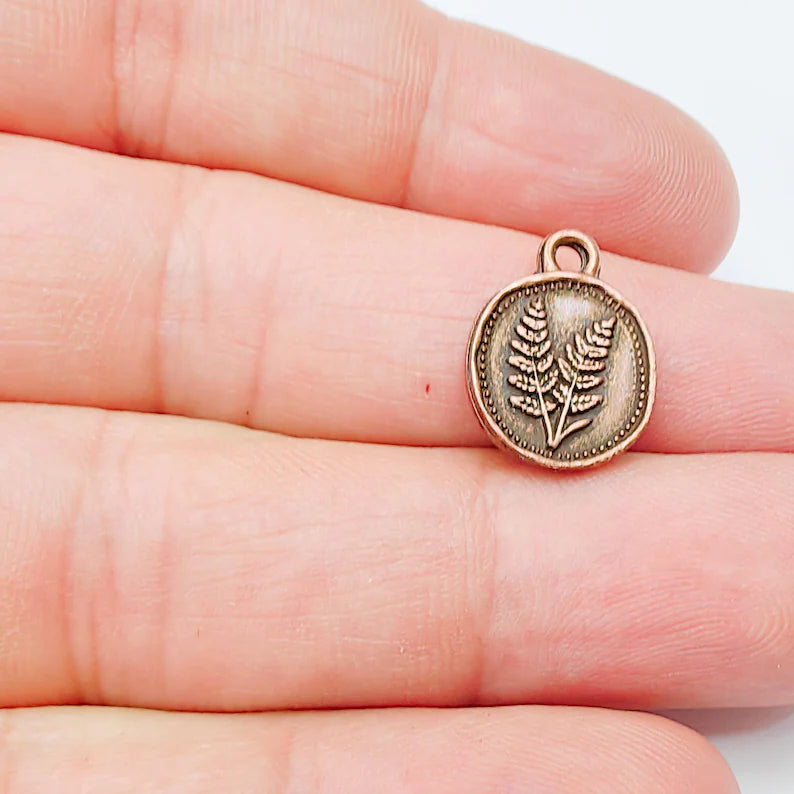 2 Fern Leaf Charm Pendant, Double Sided Botanical Nature Design, 16x13mm, Antique Copper Plated G38045