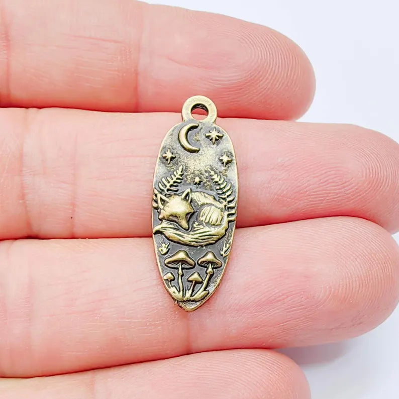 Sleeping Fox Charm Pendant, Double Sided Woodland Animal Design, 30x12mm, Antique Bronze Plated G38048