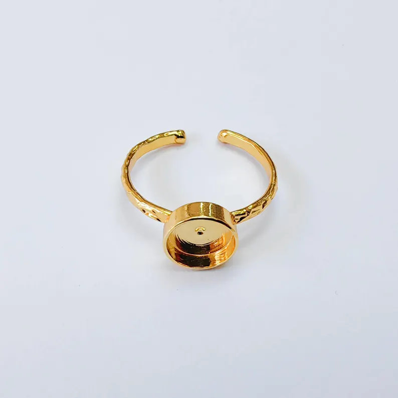 Adjustable Ring Base, Round Bezel 8mm, Textured 24K Shiny Gold Ring, G38049