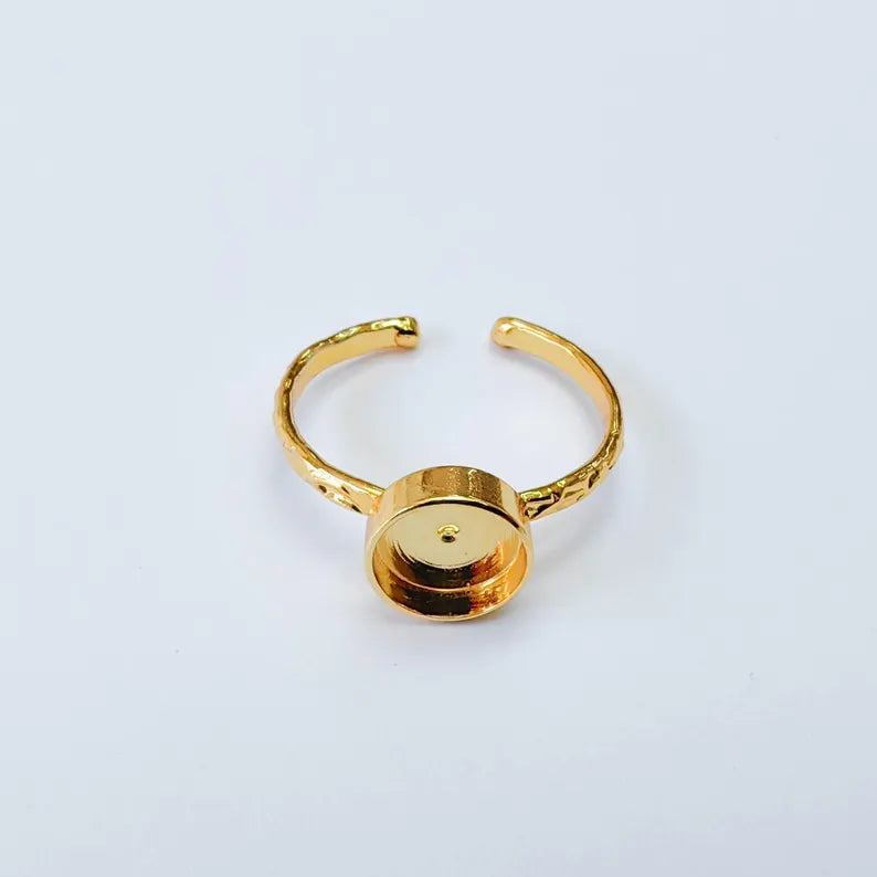Adjustable Ring Base, Round Bezel 8mm, Textured 24K Shiny Gold Ring, G38049