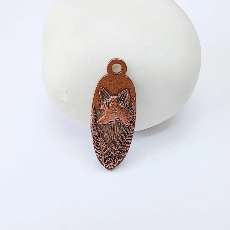 Fox Charm Pendant, Double Sided Woodland Animal Design Wolf, Antique Copper Plated, 30x12mm, G38051