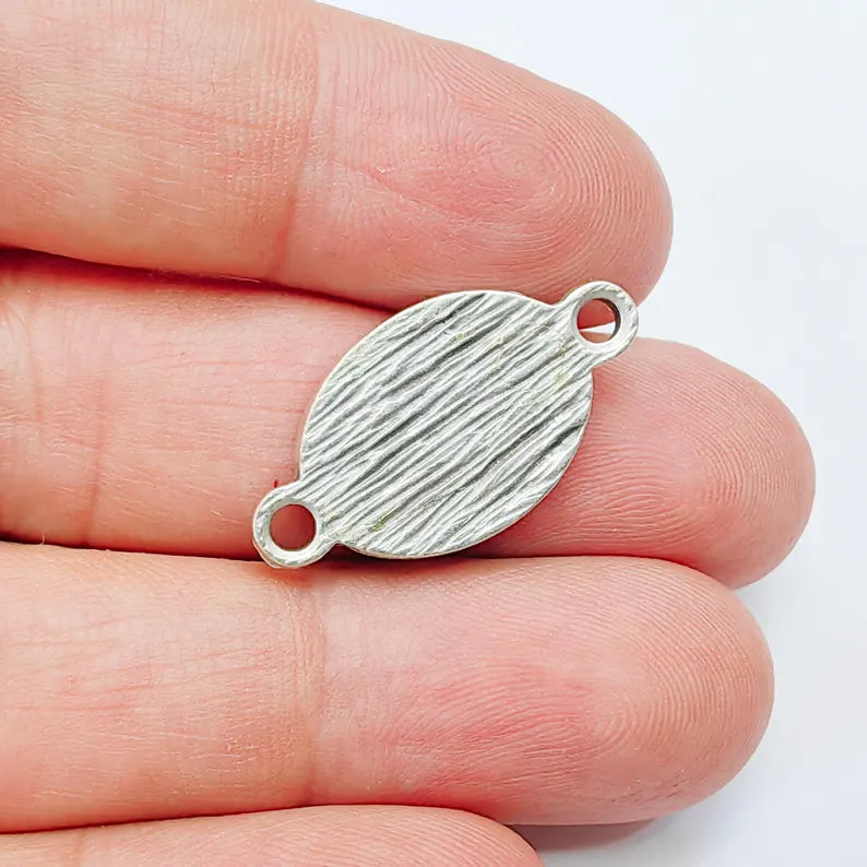 Oval Bezel Connector Pendant, Classic Oval Design, Antique Silver Plated, 18x13mm, G38052