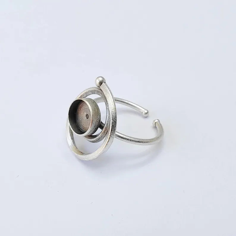 Swirl Adjustable Ring Blank 8mm Cabochon Setting, Silver Plated Plated Brass Circle Base, G38056