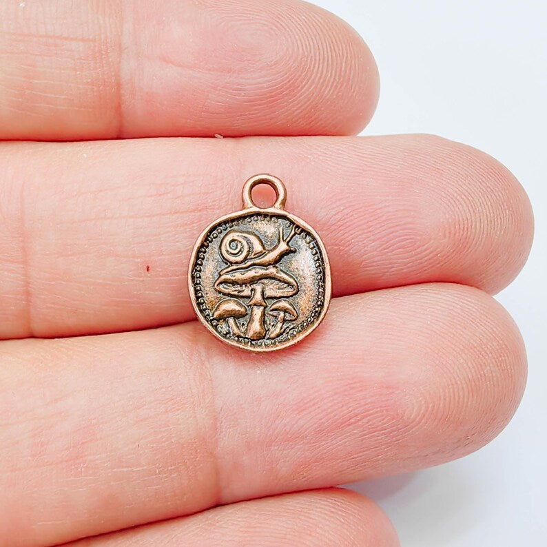 Mushroom and Snail Round Charm Pendant, Double Sided Nature, Antique Copper Plated, 16x13mm, G38058