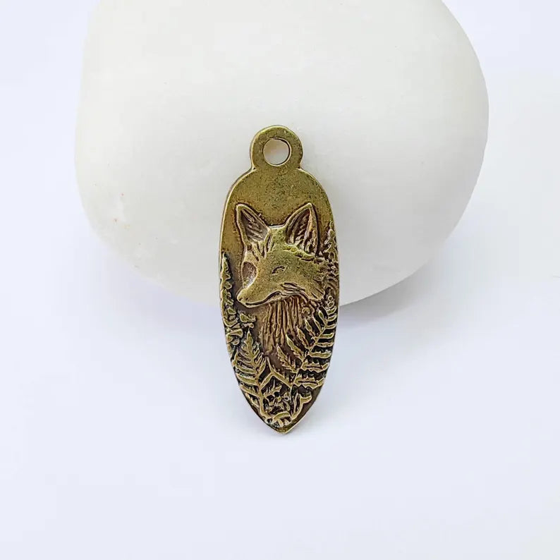 Fox Charm Pendant, Double Sided Woodland Animal Design Wolf, Antique Bronze Plated, 30x12mm, G38062