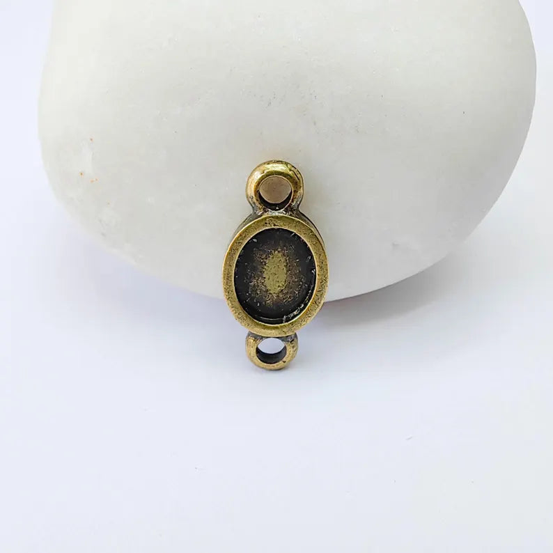 4 Oval Cabochon Connector, Bracelet Necklace Connector, 8x6mm Bezel, Antique Bronze Plated, G38063