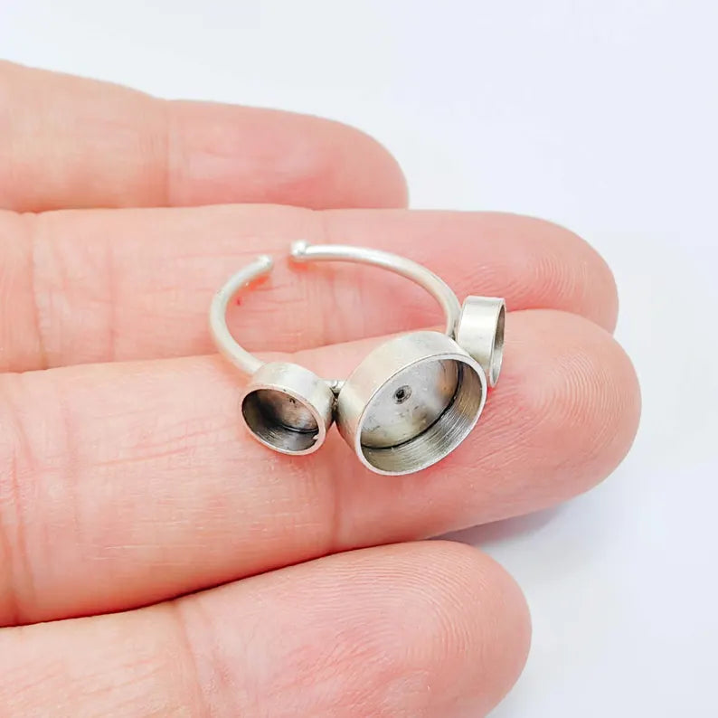 Multi Bezel Adjustable Ring Blank 10mm 6mm Cabochon Setting, Antique Silver Plated Brass Ring Base, G38064