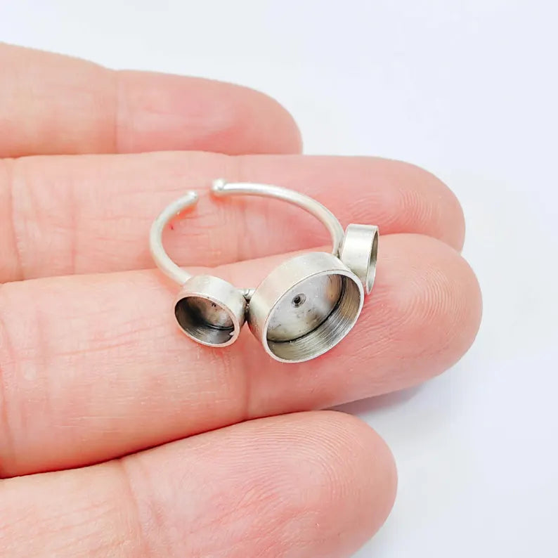 Multi Bezel Adjustable Ring Blank 10mm 6mm Cabochon Setting, Antique Silver Plated Brass Ring Base, G38064