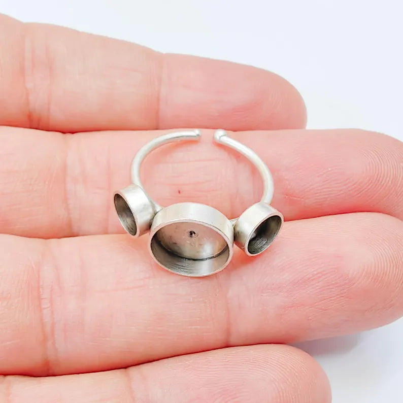 Multi Bezel Adjustable Ring Blank 10mm 6mm Cabochon Setting, Antique Silver Plated Brass Ring Base, G38064