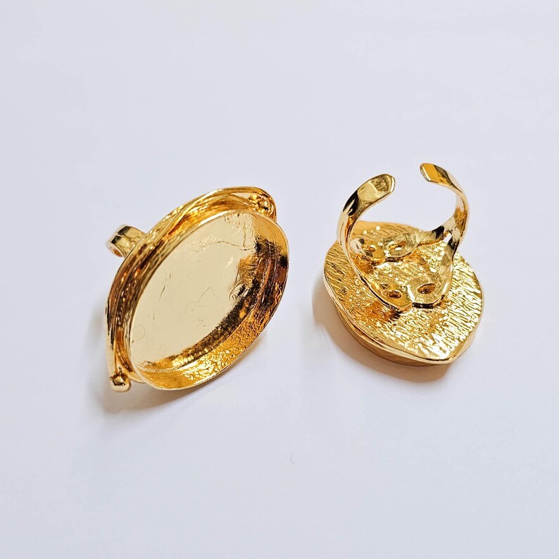 Ring Bezel Base, Oval Setting 30x22mm, 24K Gold Color Adjustable Statement Ring, G37986