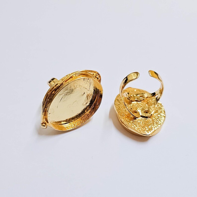 Ring Bezel Base, Oval Setting 30x22mm, 24K Gold Color Adjustable Statement Ring, G37986