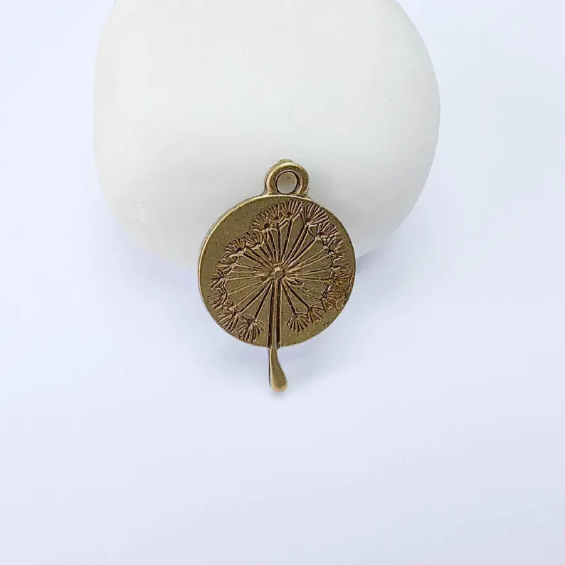 Dandelion Charm Pendant, Botanical Seed Head Design, Antique Bronze Plated, 28x18mm, G37987