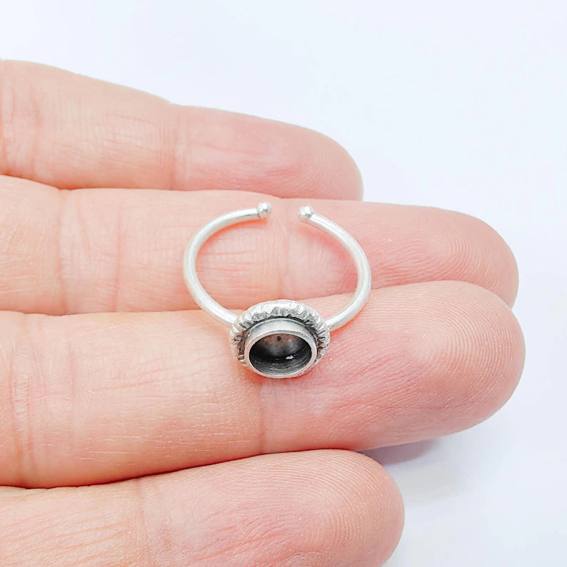 Adjustable Ring Blank 6mm Bezel Setting, Antique Silver Plated Brass Ring Base, G37991
